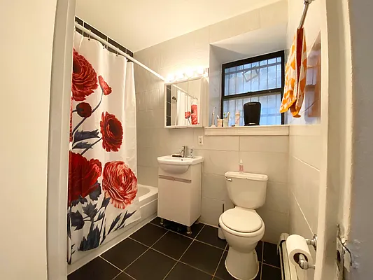 Rented by ERN Flats | media 9