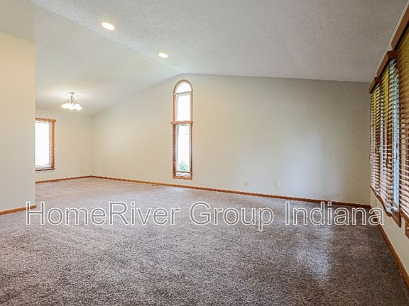 2nd image of 712 Daffon Dr
