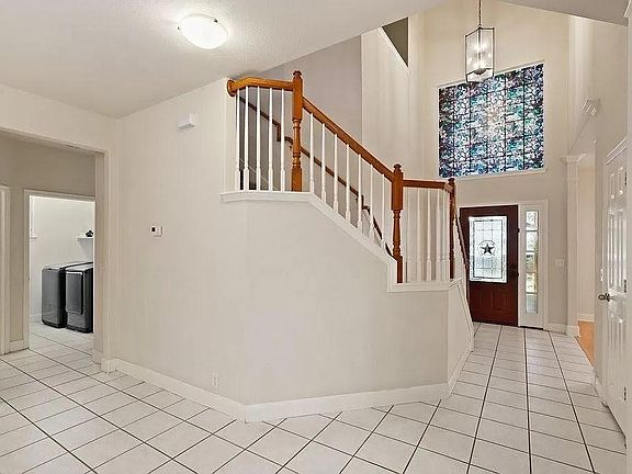 3rd image of 2611 Corabella Pl