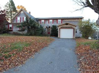 95 Main St, Greene, ME 04236