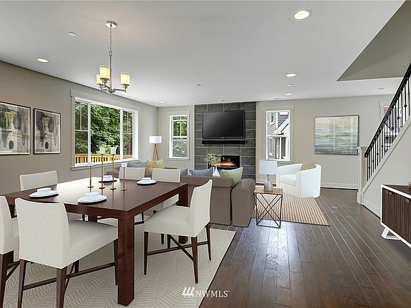 4th image of 1468 241st Street NE Lot68