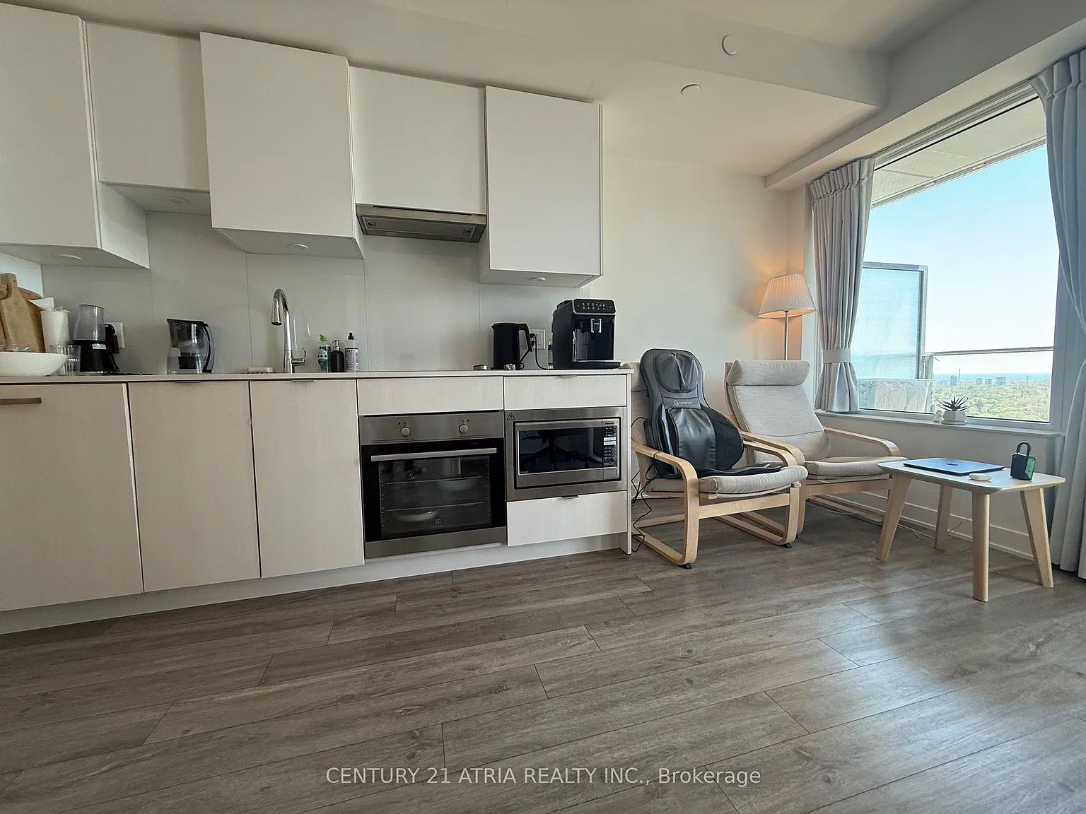1 bed, $2,390 — Photo 2