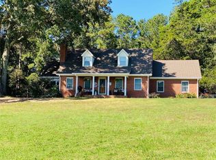 5445 Brooks Ln, Loganville, GA 30052