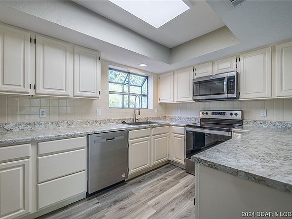 4th image of 429 Racquet Club Dr #306-2C