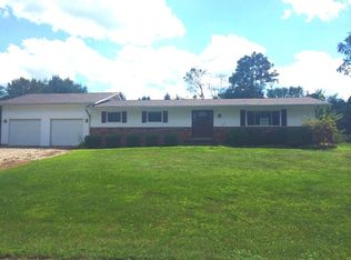27 Sunset Ln, The Plains, OH 45780