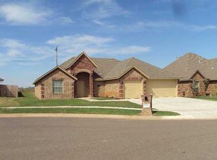 11217 SW 37th Ct, Mustang, OK 73064