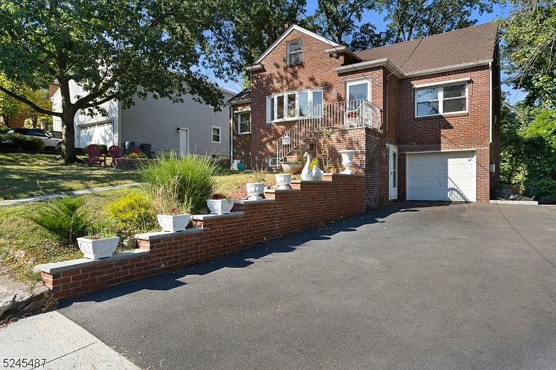 1st image of 37 Stanford Ave