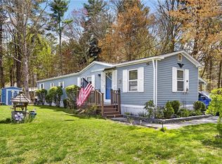 45 Sherwood Valley Ln, Coventry, RI 02816