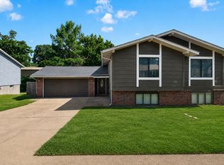 2335 Hempline Ct, Saint Louis, MO 63129
