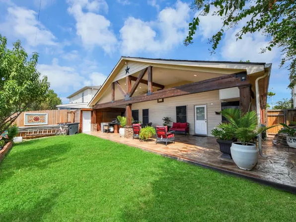 21739 Stoney Bluff Ln, Katy, TX 77449