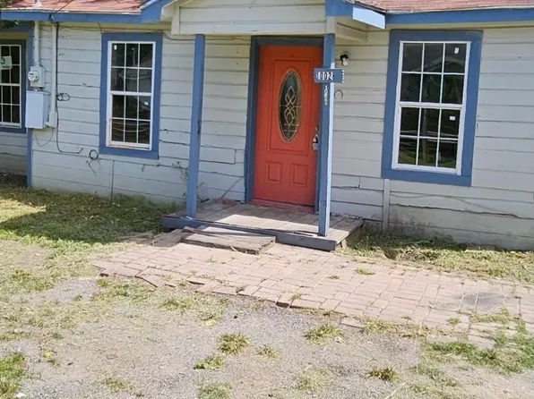 10028 Stebbins St, Dallas, TX 75217