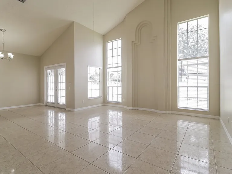 8603 Fort Jefferson Blvd — Photo 4