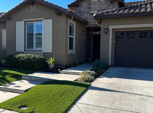 2864 Westport Cir, Oakdale, CA 95361