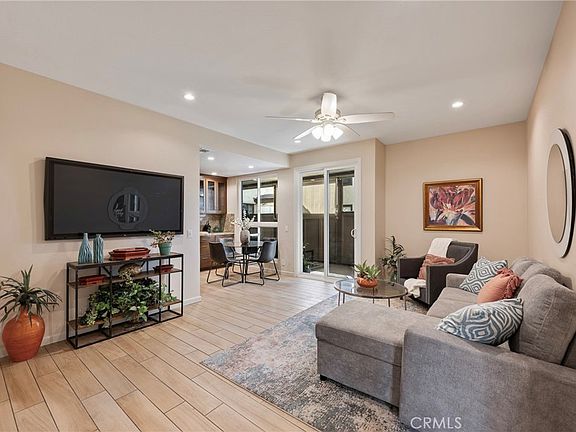 4th image of 620 N Brea Blvd APT 59