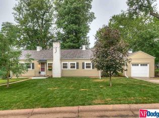 1702 N 55th St, Omaha, NE 68104