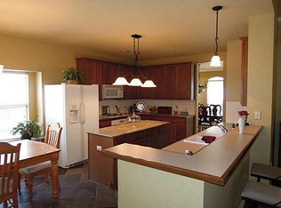 397 Ridge Meade Dr, Lewisville, TX 75067