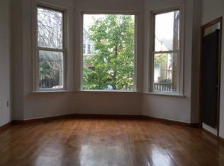 2835 N Sacramento Ave, Chicago, IL 60618