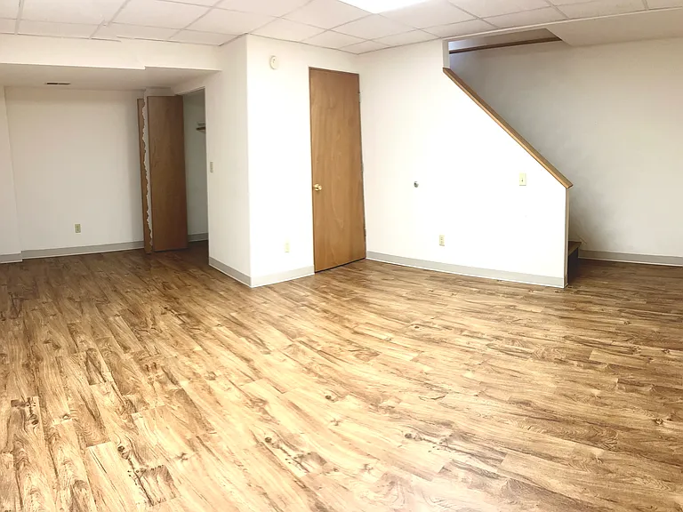 1211 Windwood Ln — Photo 14