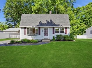 20 Entrybrook Dr, Springfield, MA 01108