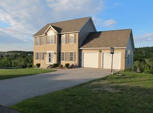 53 Flying Rock Rd, Hudson, NH 03051