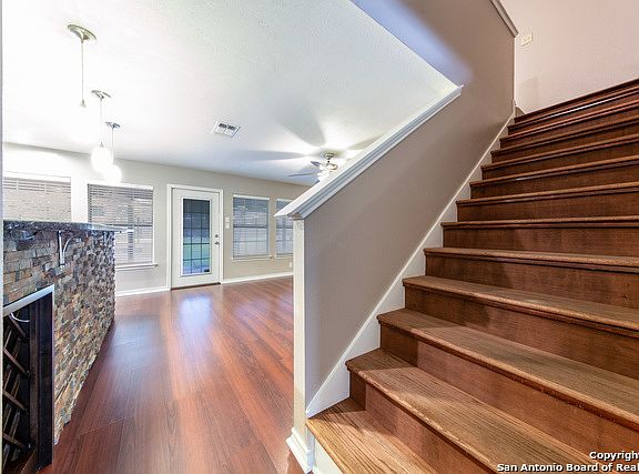 5th image of 9414 Silver Elm Pl