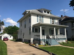 419 S Chestnut St, Princeton, IL 61356