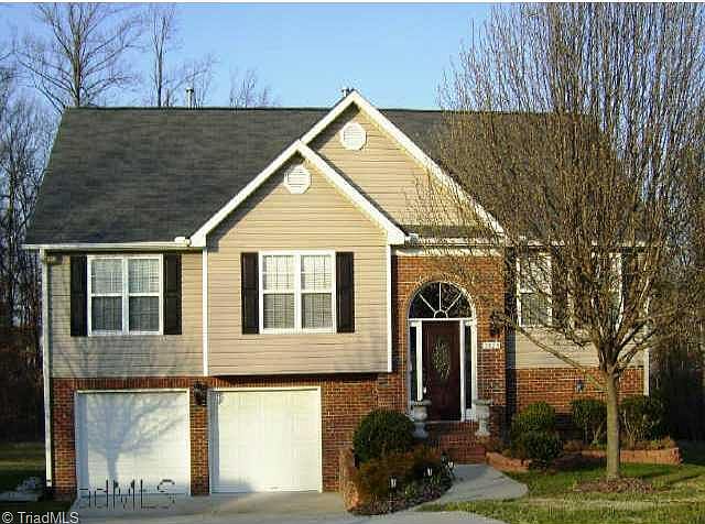 1st image of 3820 Abbeywood Dr
