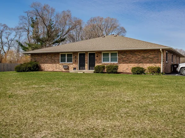 9960 Bitterroot Rd, Roscoe, IL 61073