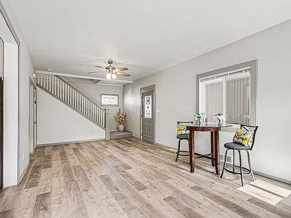 4th image of 5962 Park Pl