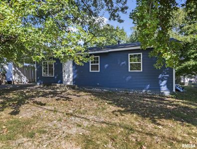 512 High School St, Divernon, IL, 62530