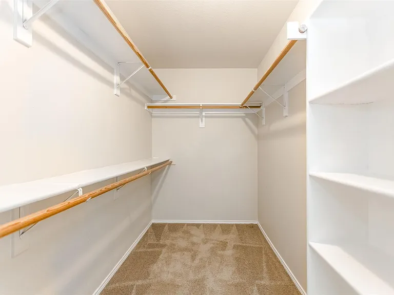 1017 Caleb St — Photo 21