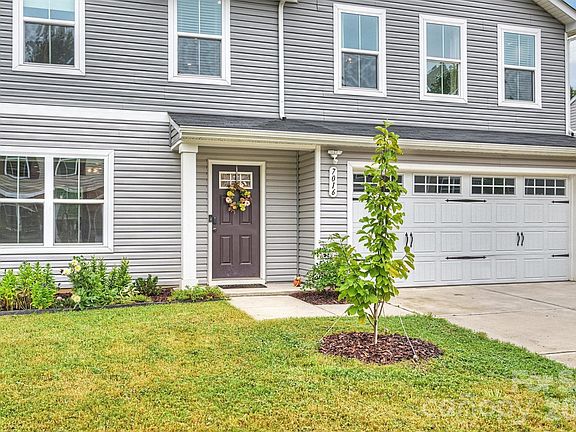 3rd image of 7016 Ludell Ln