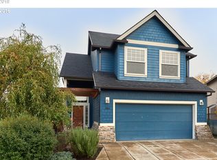 556 N Declaration Dr, Carlton, OR