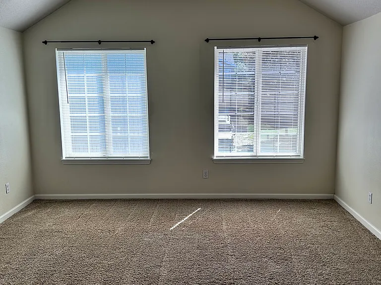 13303 SW 157th Ave — Photo 10