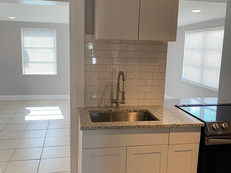 5002 Parker Ave — Photo 31
