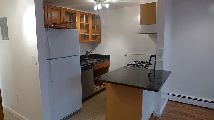 Rented by Garfield Realty  | media 17