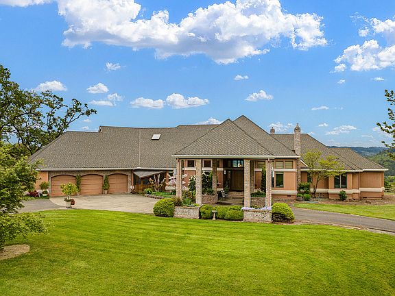 2nd image of 375 Bella Hills Ln