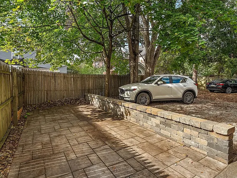 718 Washington St #1 — Photo 23
