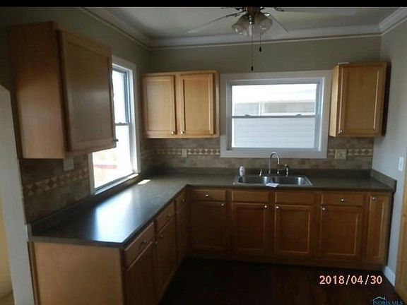 2nd image of 870 Toronto Ave