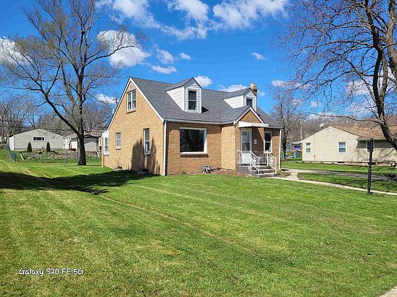 2nd image of 2223 Clifton Ave