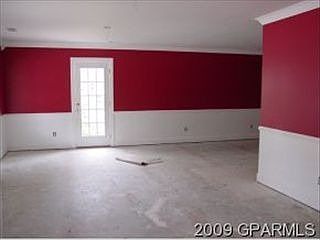 4th image of 3311 N Pitt St