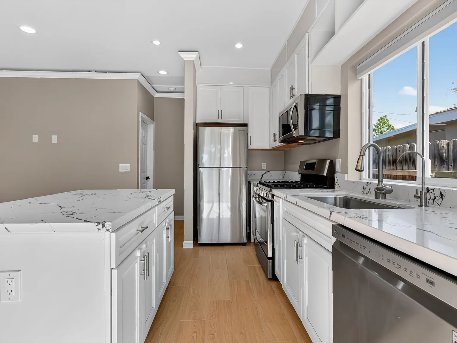 7105 Hoffman Avenue #A - 1 — Photo 4