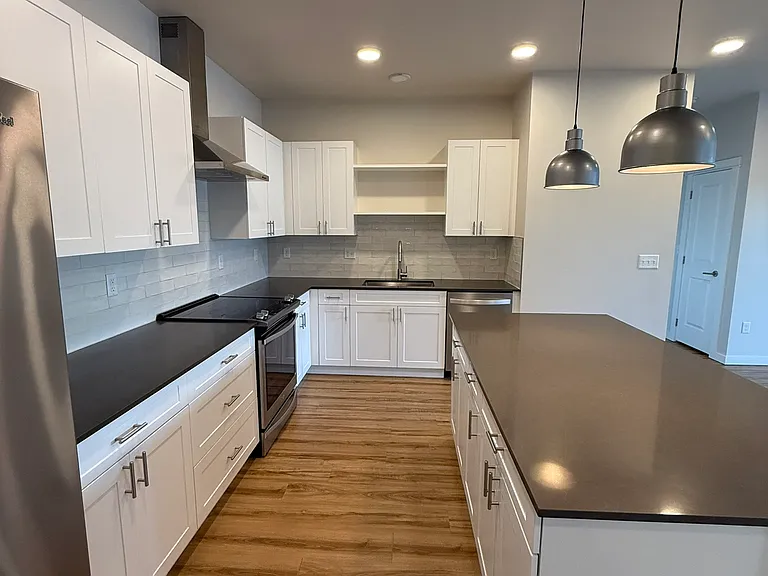 2222C Willow Dr #53 — Photo 6