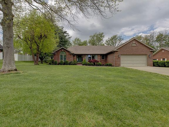 5th image of 114 Holly Hills Dr