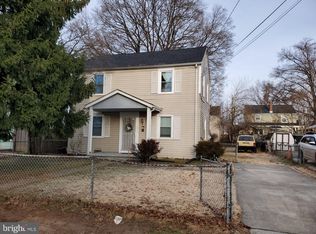 2010 Rittenhouse St, Hyattsville, MD 20782