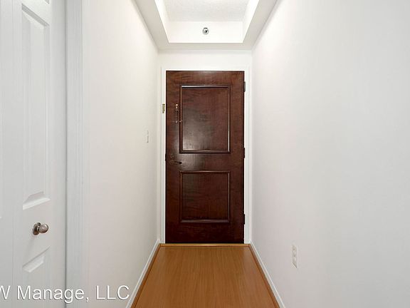 2nd image of 4801 Fairmont Ave APT 314