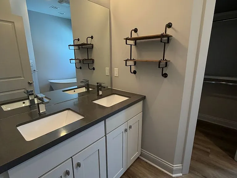 621 Hodges St — Photo 9