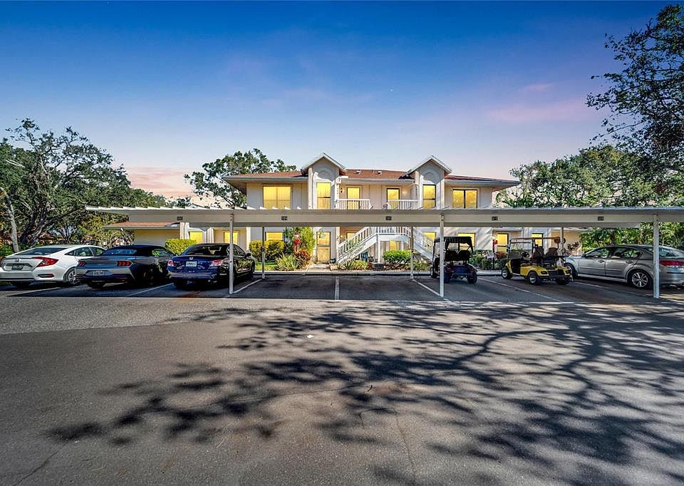 1st image of 304 KNOTTWOOD COURT