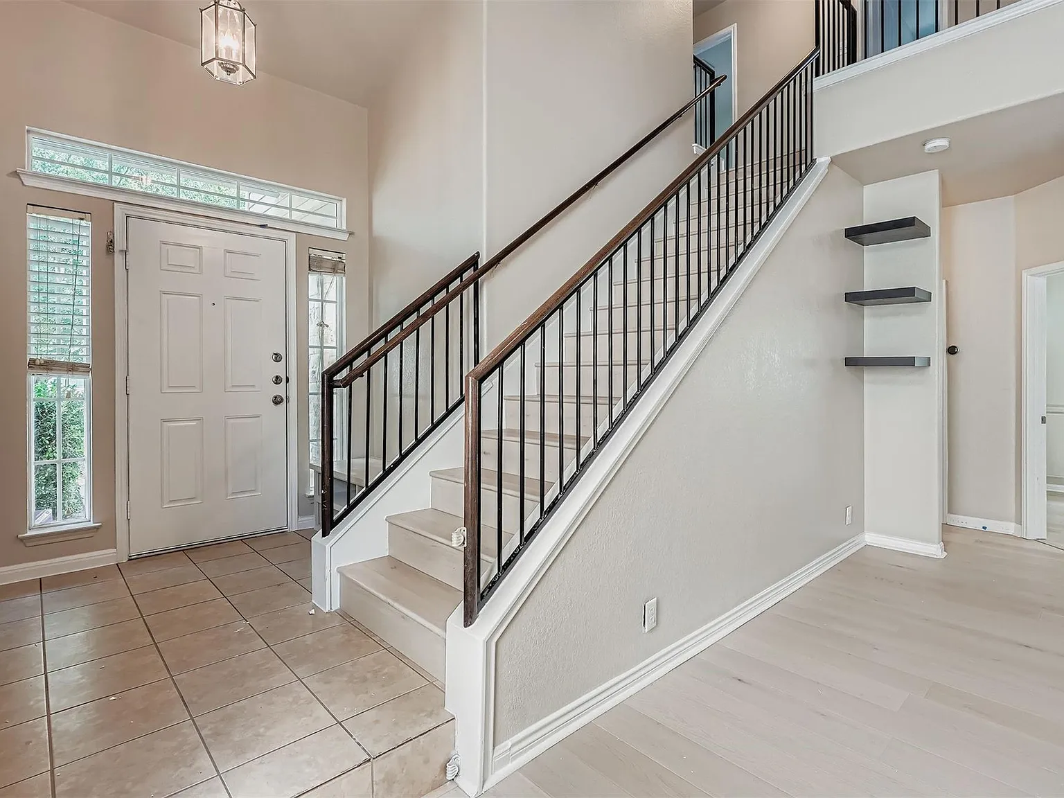 4 bed, 3.0 bath, 1909 sqft, $2,500 — Photo 3