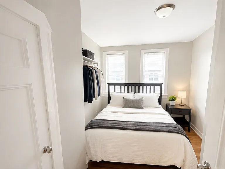 9 Noyes Pl #1A — Photo 2